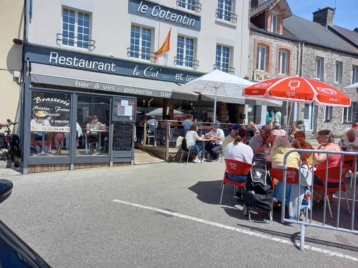 פורטביי Le Cotentin Appart'Hotels & Restaurant Le Cot' מראה חיצוני תמונה